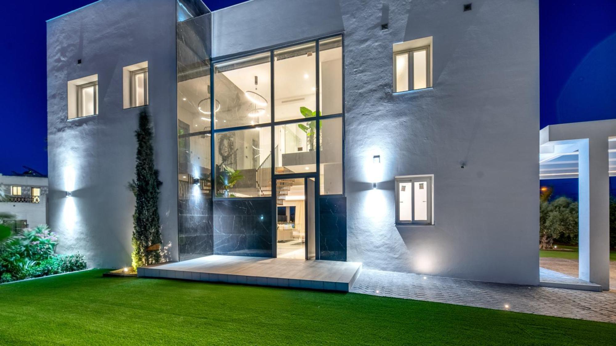 Villapadierna Solstice Sanctuary * Estepona